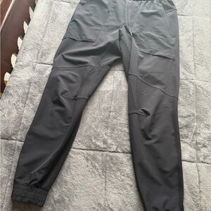 Lululemon black joggers men’s medium